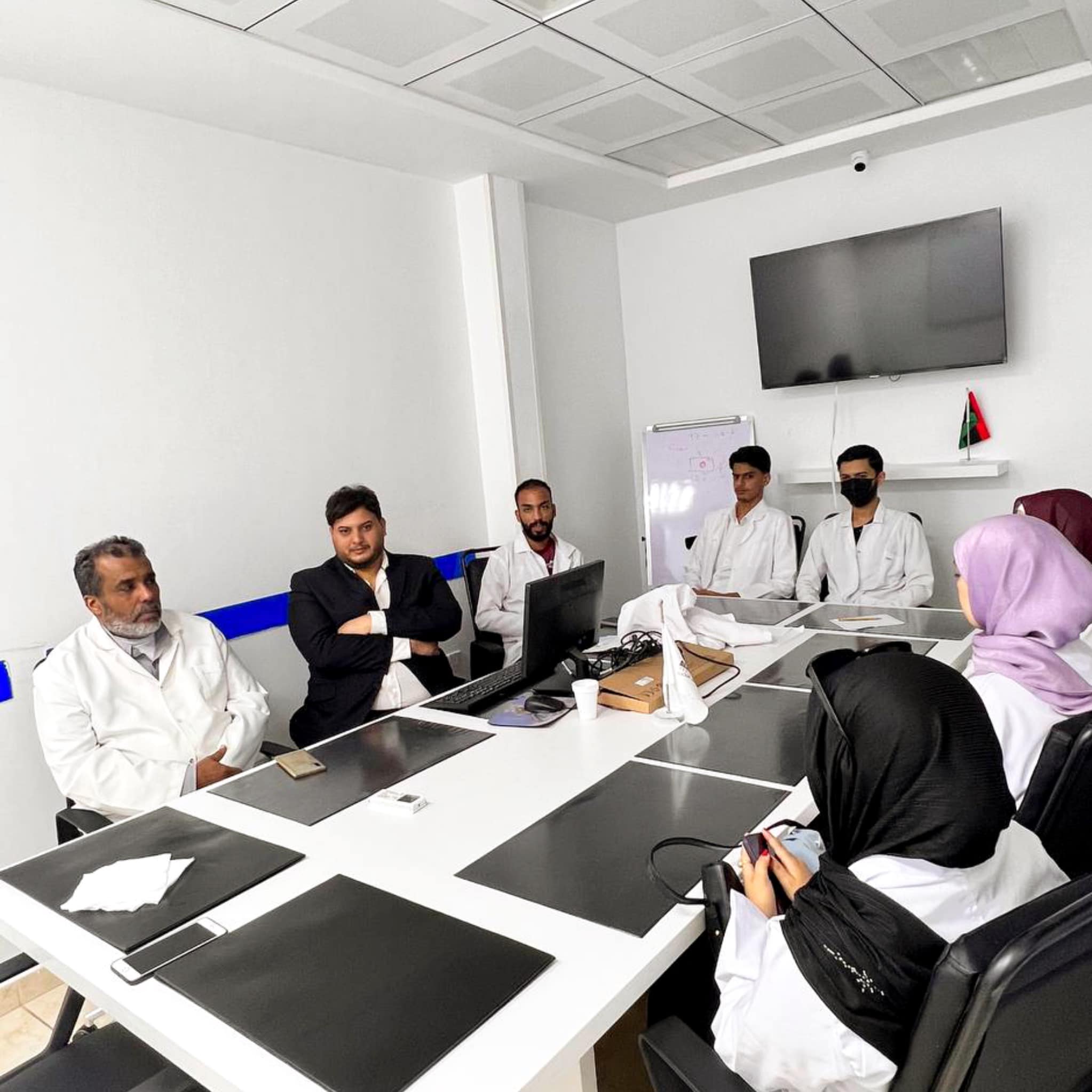 انطلاق القافلة الطبية لكلية الصيدلة والمختبرات